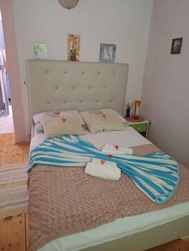 Apartmaji s parkingom Murter - 5097