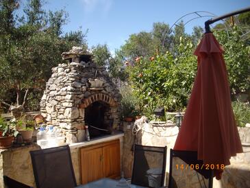 Apartments with parking space Murter - 5097