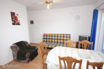 Apartmány s parkoviskom Murter - 5099