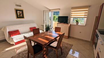 Appartementen met parkeerplaats Murter - 5100