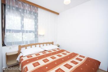 Apartmanok parkolóhellyel Murter - 5103