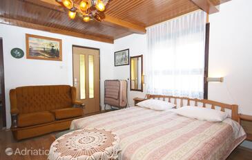 Apartmanok parkolóhellyel Murter - 5103
