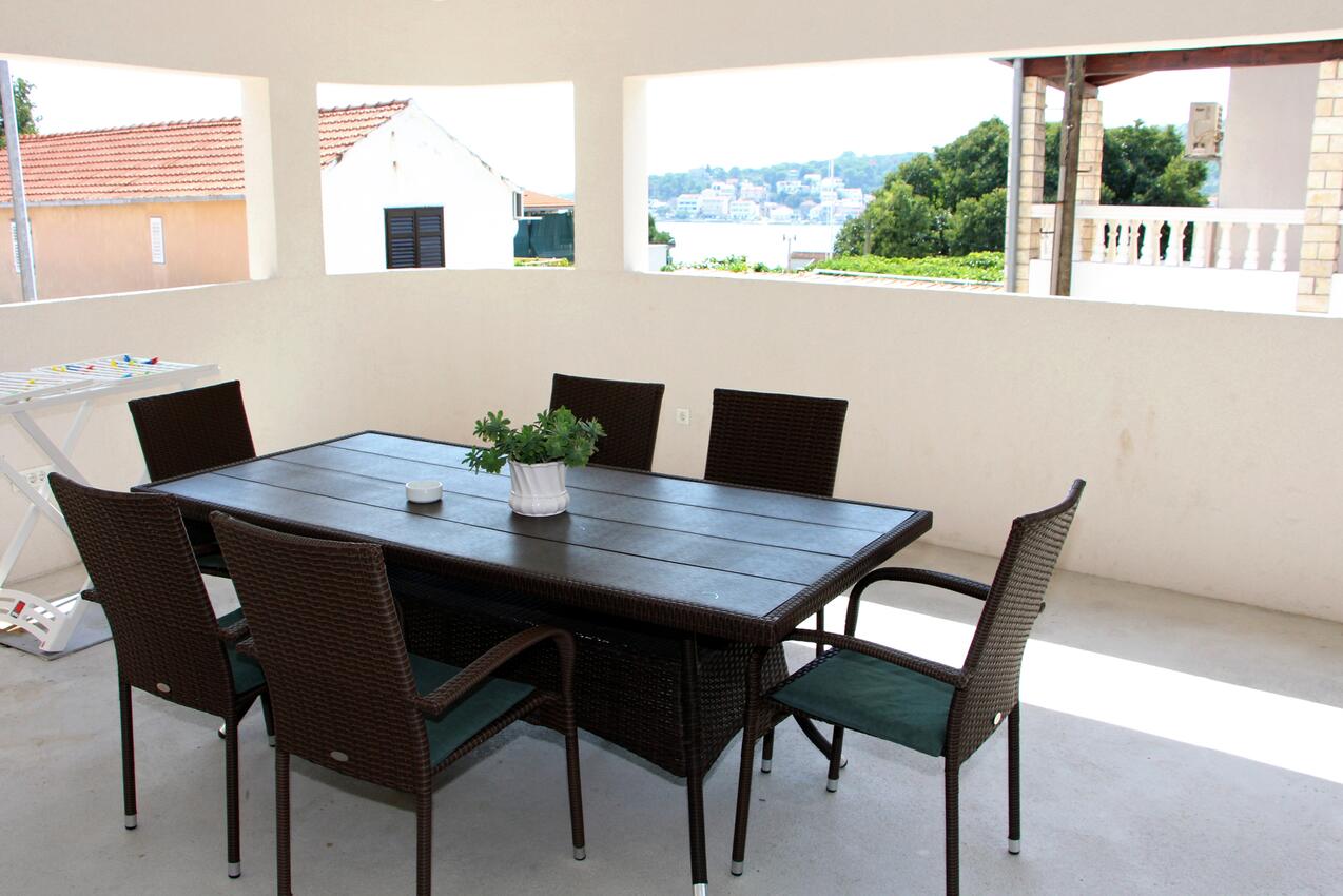 Ferienwohnungen und Zimmer am Meer Tisno, Murter - 5106