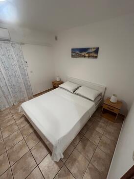 Apartmanok parkolóhellyel Jezera, Murter - 5107