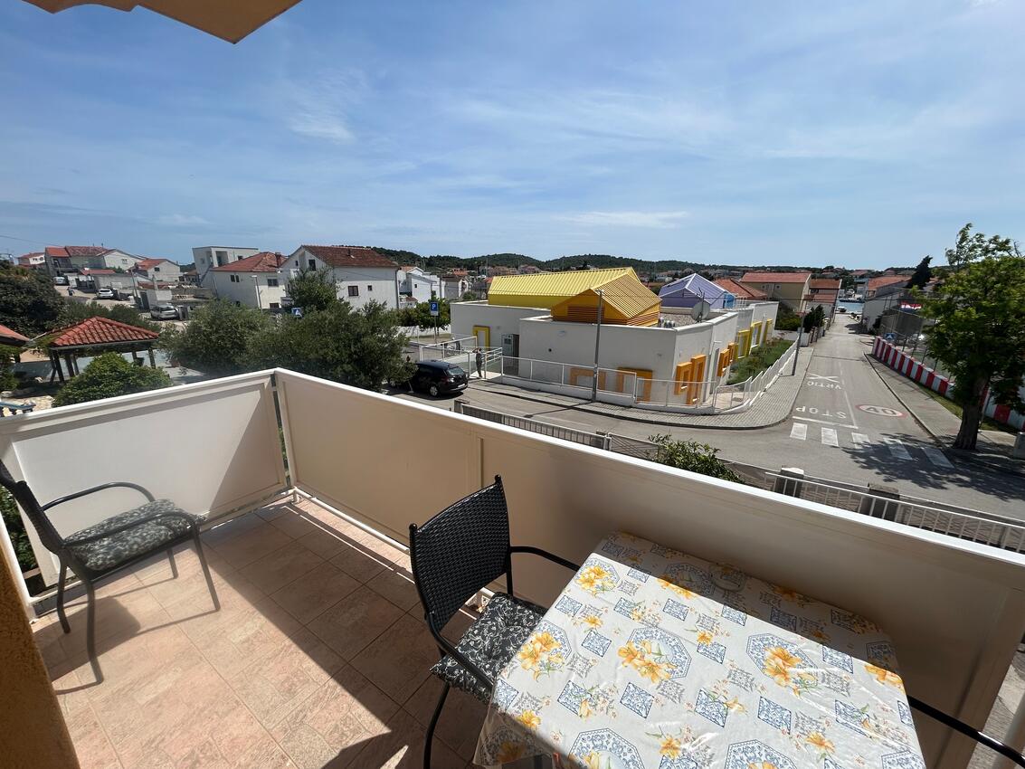 Apartments with parking spaces Jezera, Murter - 5107