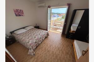 One bedroom apartment Jezera One bedroom apartment Jezera, Murter (A-5107-f)