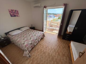 Jednoizbový apartmán Jezera (Murter) (A-5107-f(