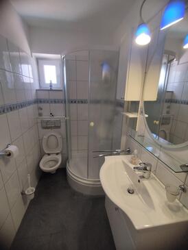 Apartmány s terasou Tisno, Severní Dalmácie