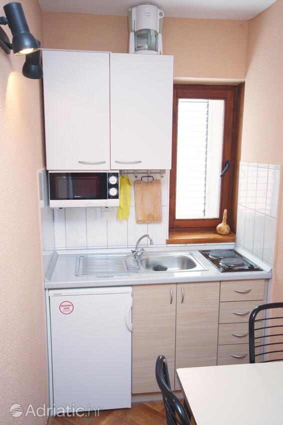 Appartamenti accanto al mare Stretto - Tisno, Morter - Murter - 5113
