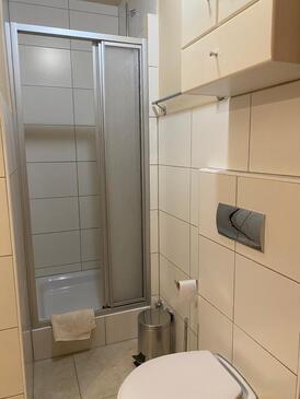 Apartmány s terasou Tisno, Severní Dalmácie