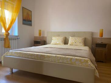 Appartamenti accanto al mare Stretto - Tisno, Morter - Murter - 5113