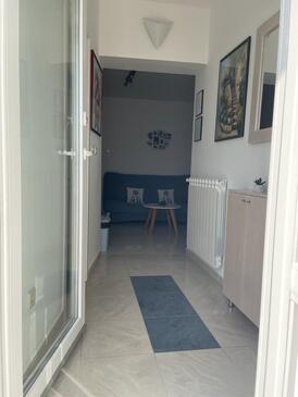 Apartmány s terasou Tisno, Severní Dalmácie