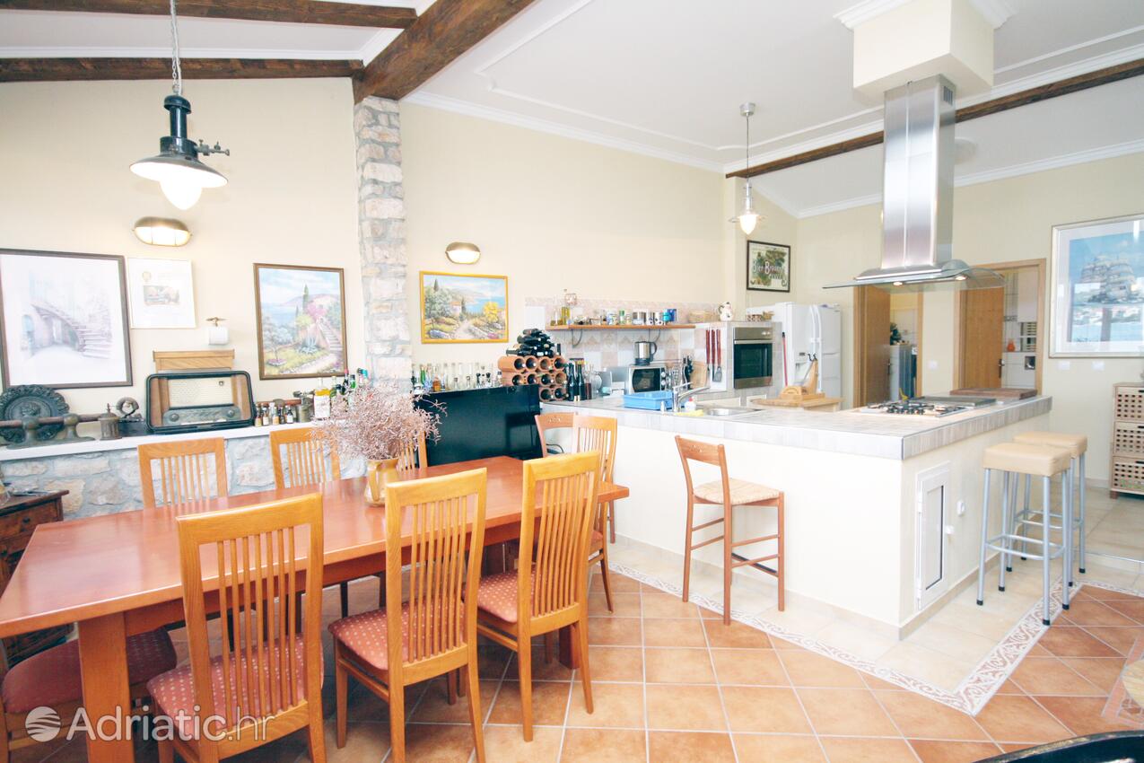 Appartamenti accanto al mare Stretto - Tisno, Morter - Murter - 5113