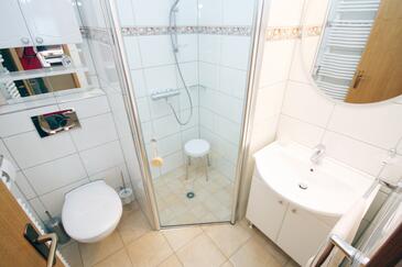 Apartmány s terasou Tisno, Severní Dalmácie