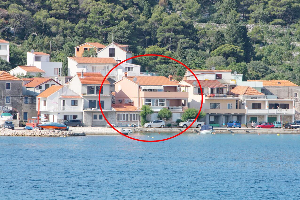 Apartmány s terasou Tisno, Severní Dalmácie