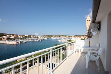 Apartments by the sea Jezera, Murter - 5118