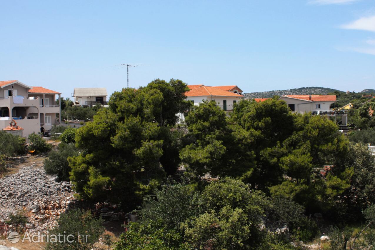 A-5120-a - Private accommodation - Apartments by the sea Jezera, Murter