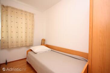 Apartmani s parkingom Jezera, Murter - 5121