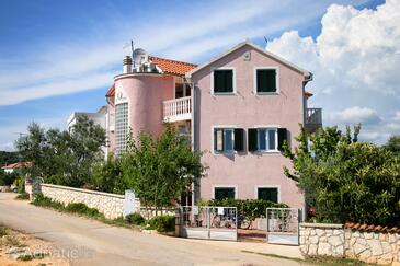 Apartmaji s parkingom Jezera, Murter - 5121 Adriatic.hr
