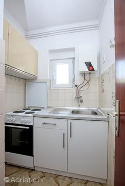 Apartments and rooms by the sea Tisno, Murter - 5128