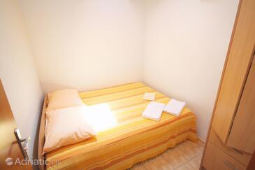 Apartments with swimming pool Jezera, Murter - 5139