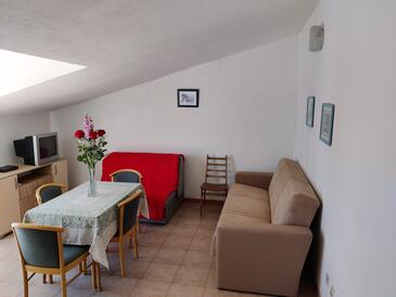 Apartments with balcony Tisno, North Dalmatia