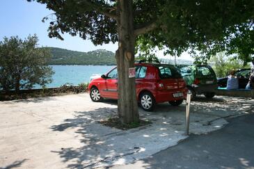 Apartments with balcony Tisno, North Dalmatia