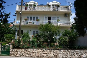 Apartments with balcony Tisno, North Dalmatia