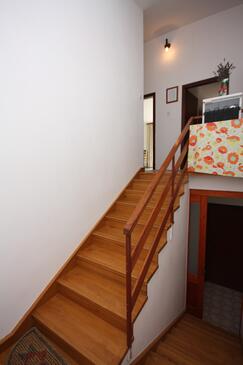 Apartmán s terasou Tisno, Severní Dalmácie