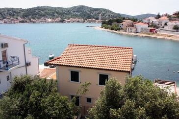 Apartmán s terasou Tisno, Severní Dalmácie