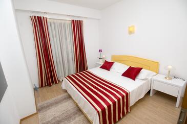 Appartamenti con parcheggio Pisak, Almissa - Omiš - 5154