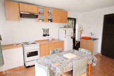 Ferienwohnungen mit Parkplatz Rogac, Solta - 5165