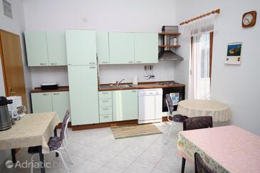 Rooms with a parking space Gornje selo, Šolta - 5170