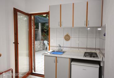 Apartmanok a tenger mellett Öböl Piskera (Solta) - 5175