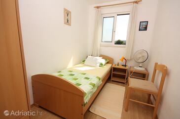 Apartments with parking space Maslinica, Šolta - 5184