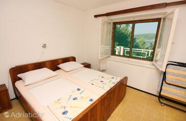 Apartments by the sea Nečujam, Šolta - 5186