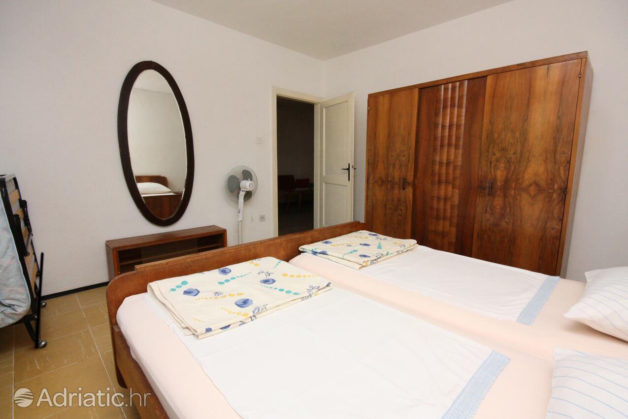 A-5186-a - Alloggi privati - Appartamenti accanto al mare Necujam, Solta