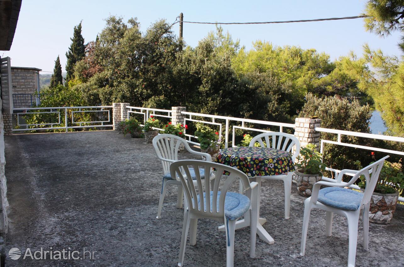A-5186-a - Alloggi privati - Appartamenti accanto al mare Necujam, Solta