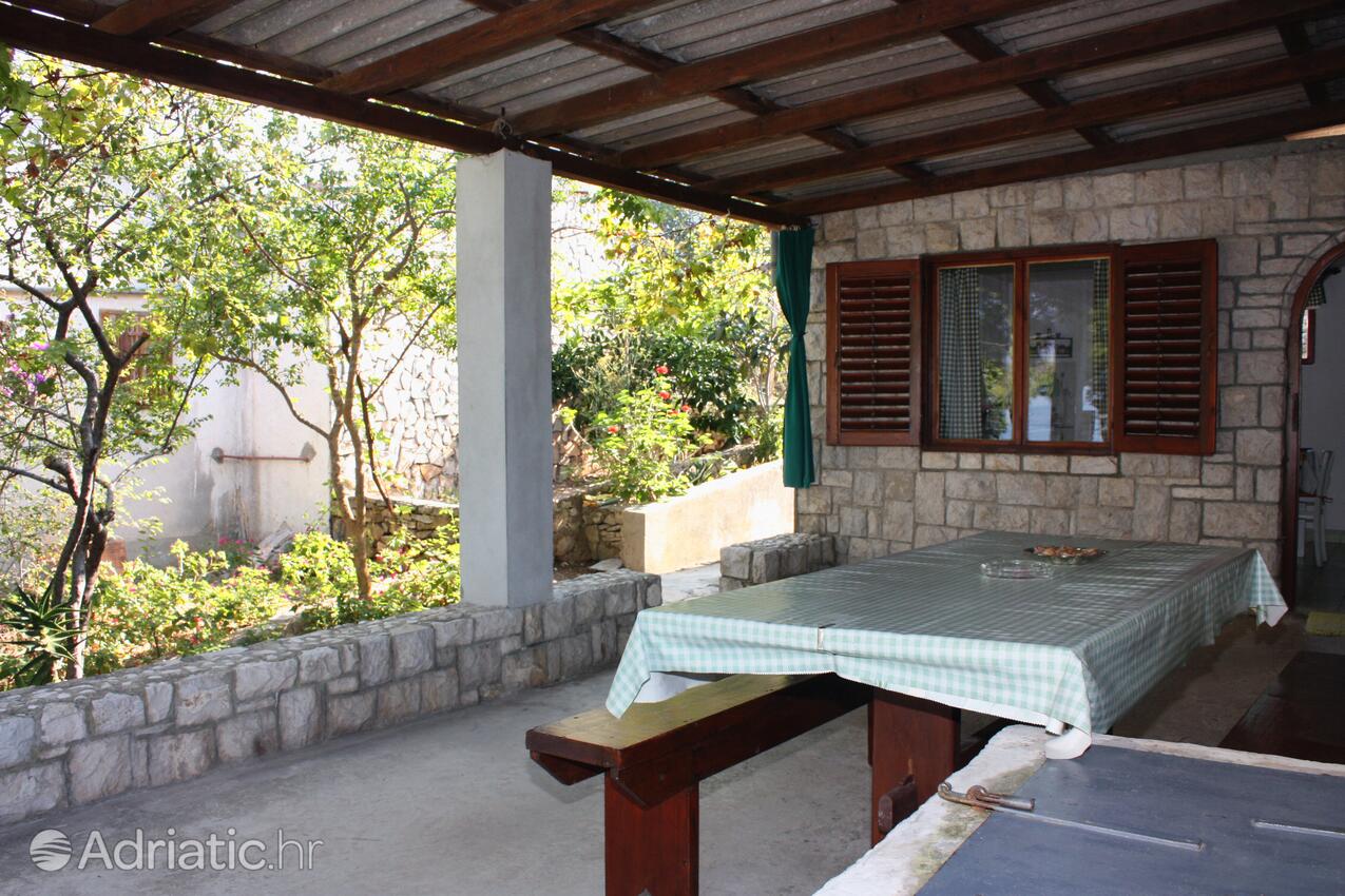 A-5186-a - Alloggi privati - Appartamenti accanto al mare Necujam, Solta