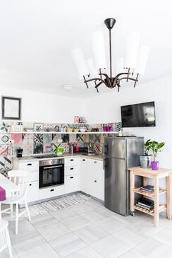 Apartments by the sea Žrnovska Banja, Korčula - 5203