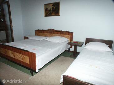 Ferienwohnungen und Zimmer am Meer Zivogosce - Blato, Makarska - 521