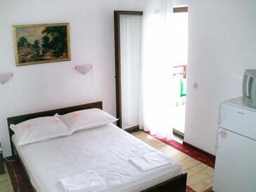 Ferienwohnungen und Zimmer am Meer Zivogosce - Blato, Makarska - 521