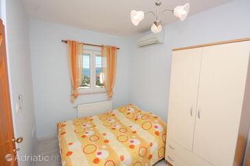 Appartamenti con piscina per famiglie Okrug Gornji, Bua - Čiovo - 5218