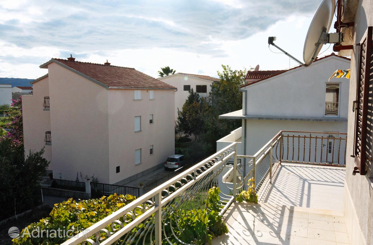 A-5219-a - Private accommodation - Apartments with a parking space Kaštel Štafilić, Kaštela