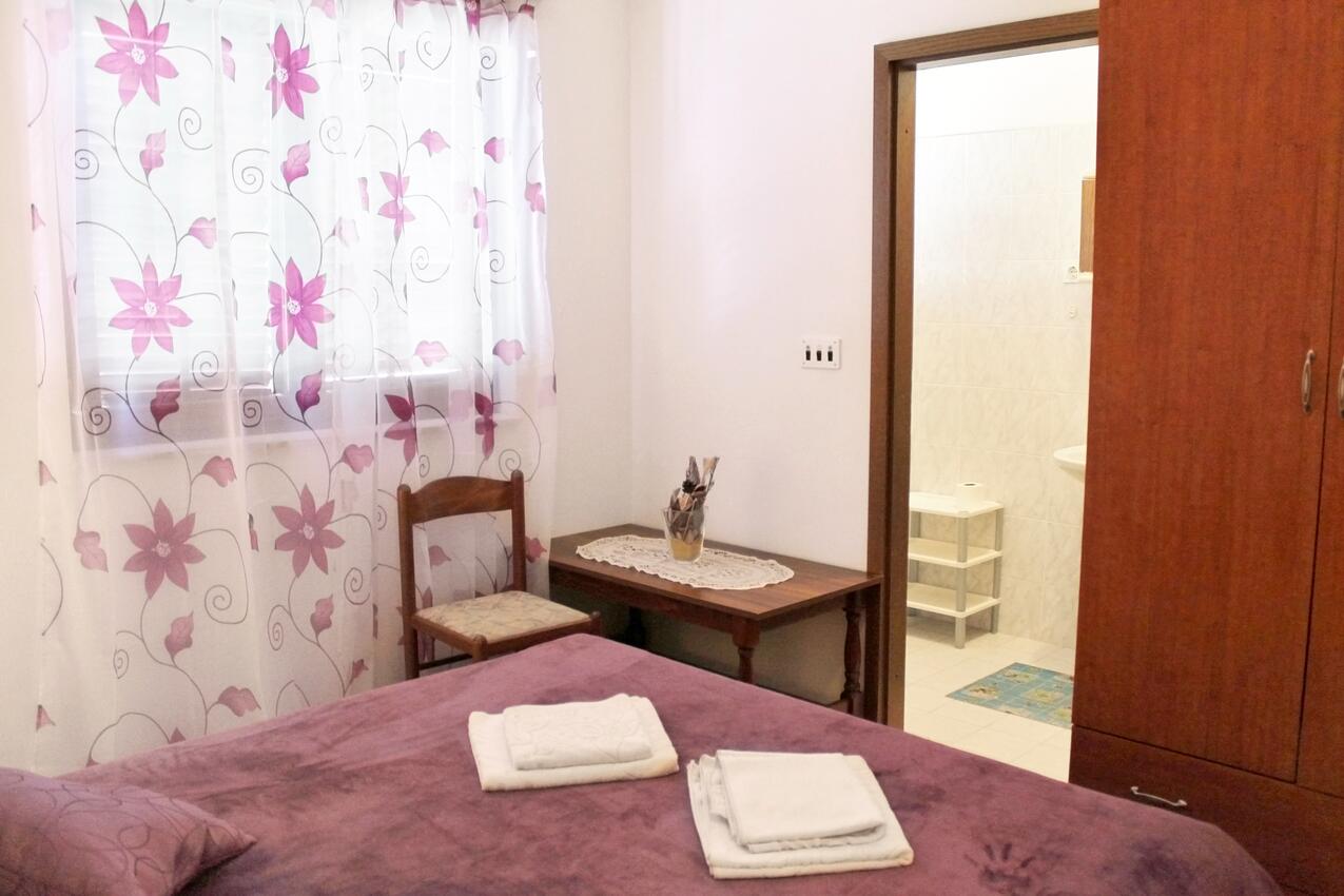 A-5219-a - Private accommodation - Apartments with a parking space Kaštel Štafilić, Kaštela
