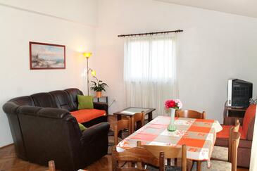 Apartments with parking space Kaštel Štafilić, Kaštela - 5219