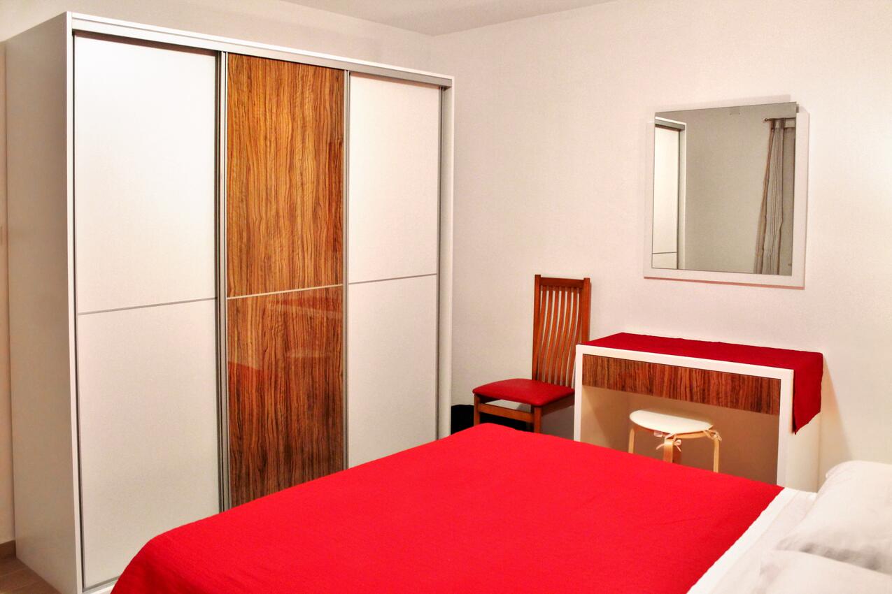 A-5219-b - Private accommodation - Apartments with a parking space Kaštel Štafilić, Kaštela