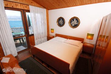 Familienferienwohnungen am Meer Arbanija, Ciovo - 5220