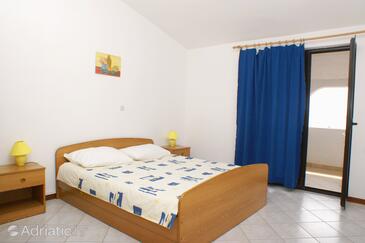 Apartments by the sea Mandre, Pag - 523