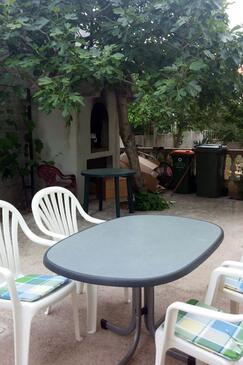 Apartments with parking space Vodice - 5237